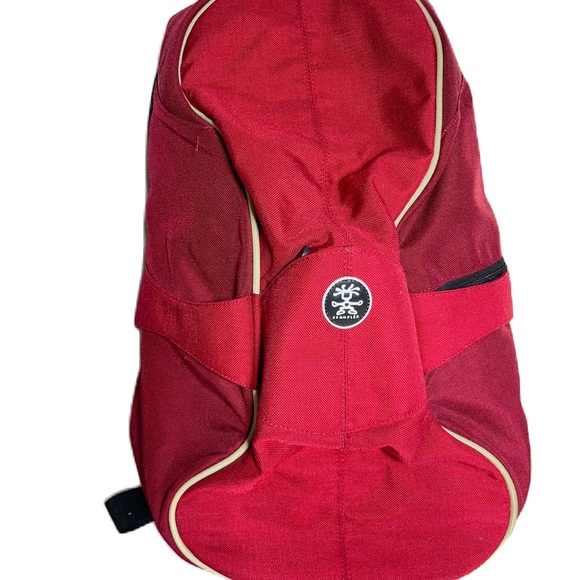Crumpler Sheep Scarer Backpack Laptop Bag (dk.red/red/cream) - Picture 6 of 6
